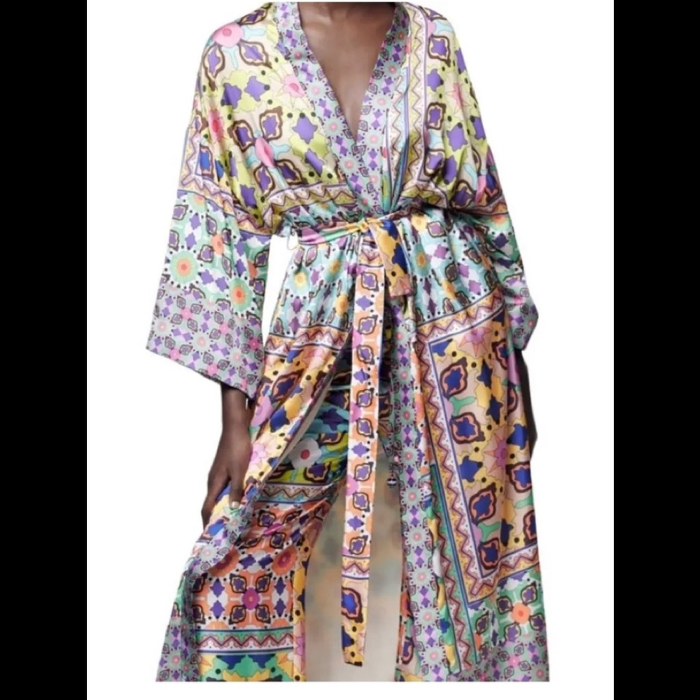Zara Textile Kimono (L)